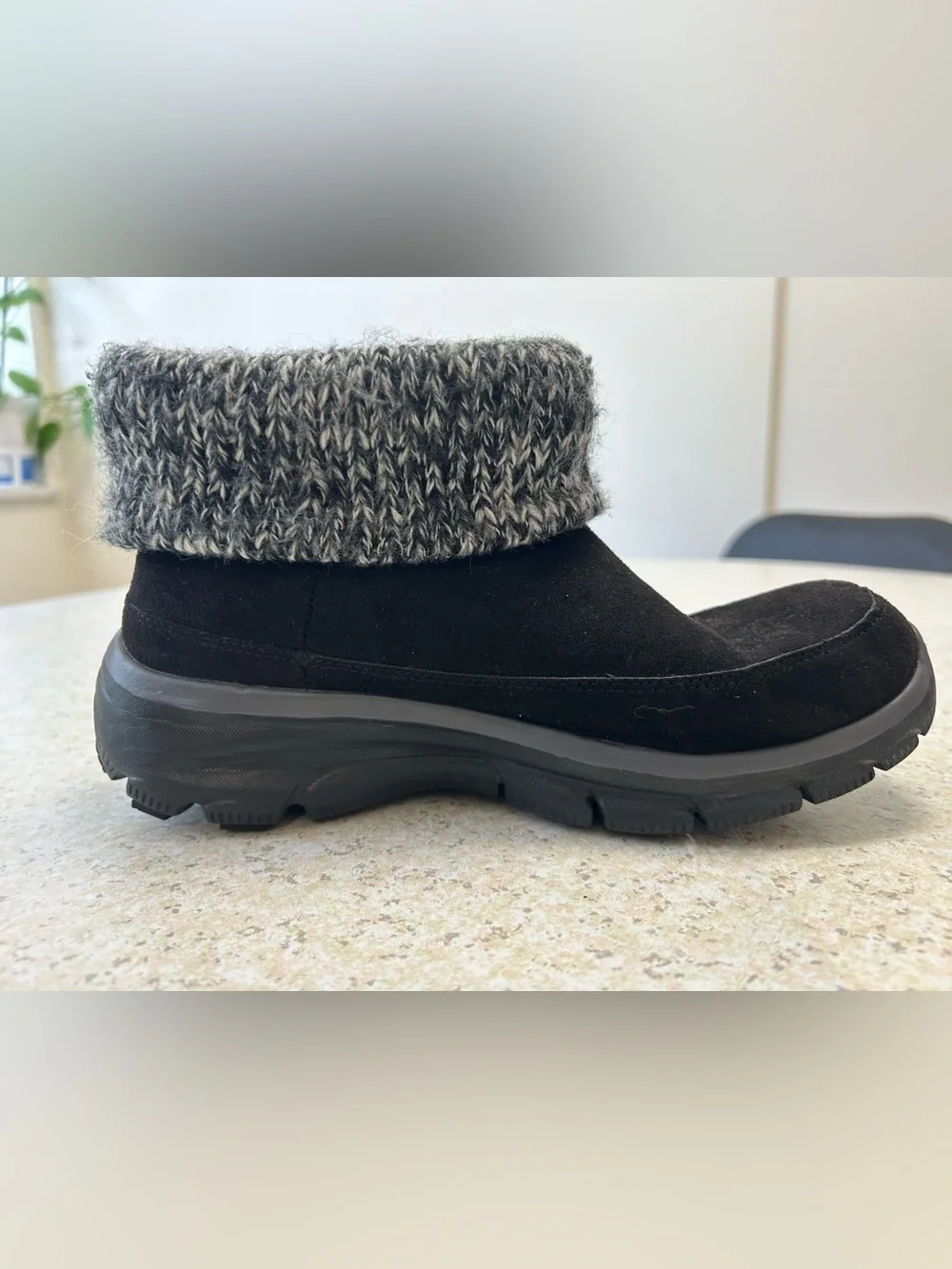 Skechers slip ankle